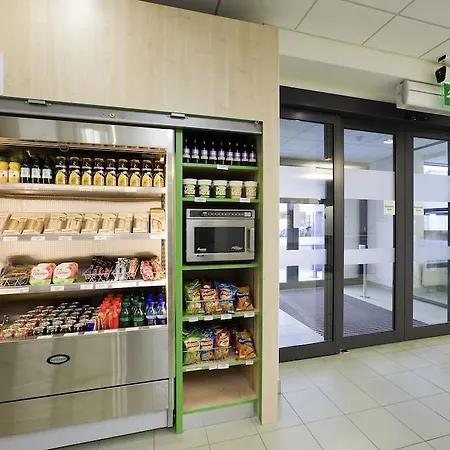 Ibis Birmingham Airport Terminal Building - Nec Bickenhill