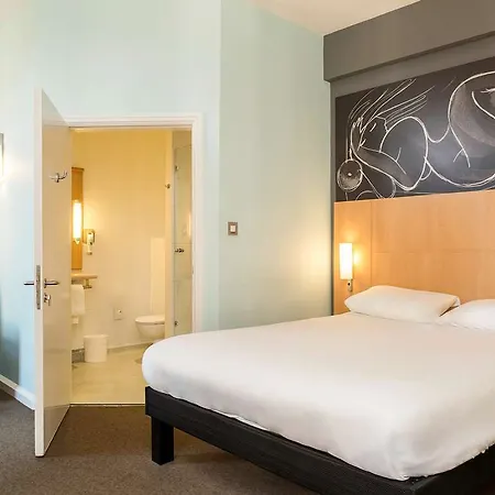 Ibis Birmingham Airport Terminal Building - Nec 3*